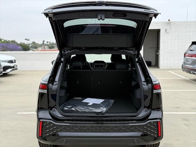 new 2025 Volkswagen Tiguan car, priced at $38,743