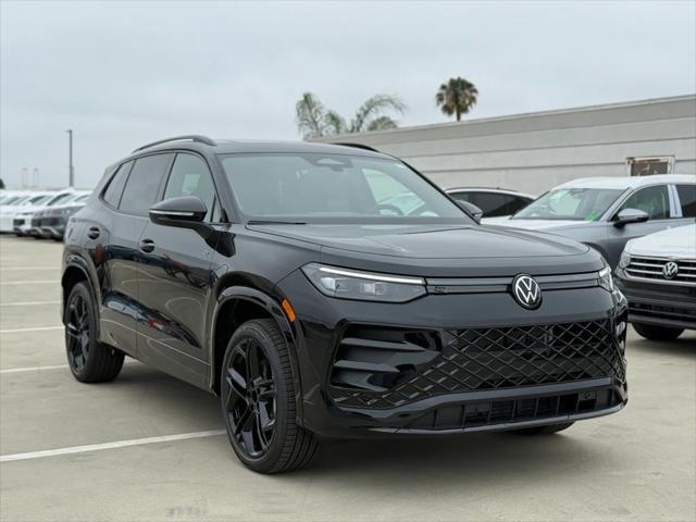 new 2025 Volkswagen Tiguan car, priced at $38,743