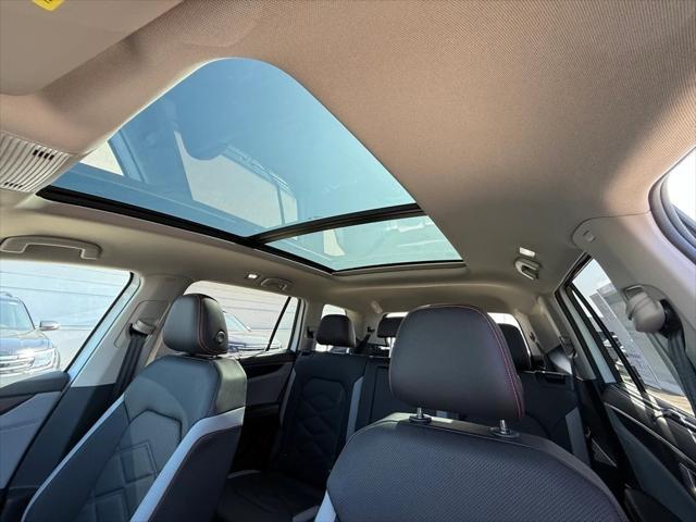 new 2025 Volkswagen Atlas car, priced at $43,823