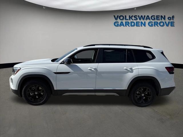 new 2025 Volkswagen Atlas car, priced at $43,823