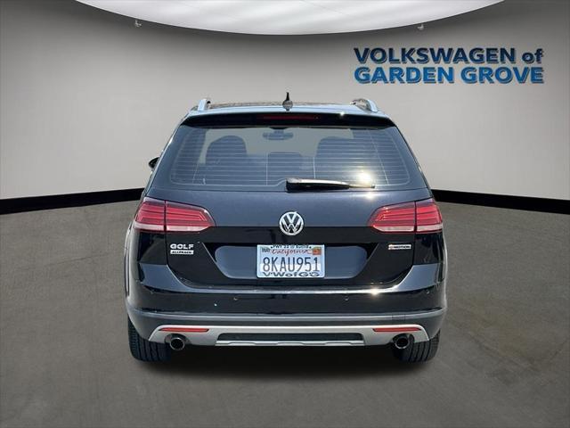 used 2019 Volkswagen Golf Alltrack car, priced at $23,198