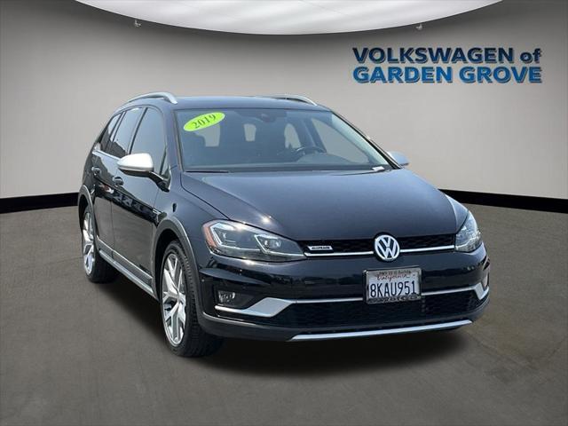 used 2019 Volkswagen Golf Alltrack car, priced at $23,198