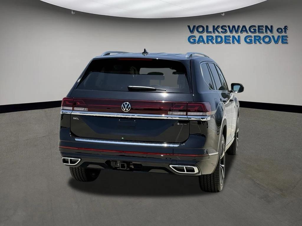 new 2025 Volkswagen Atlas car, priced at $49,744