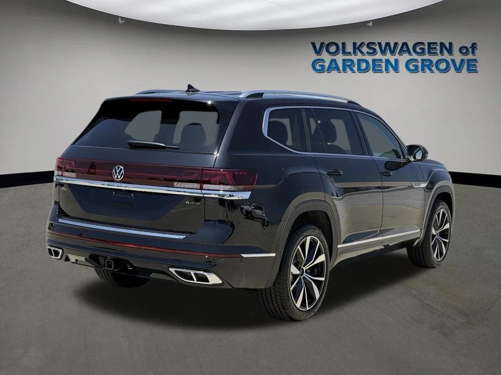 new 2025 Volkswagen Atlas car, priced at $49,744