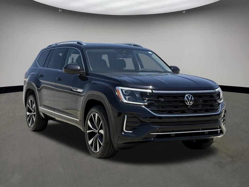 new 2025 Volkswagen Atlas car, priced at $49,744