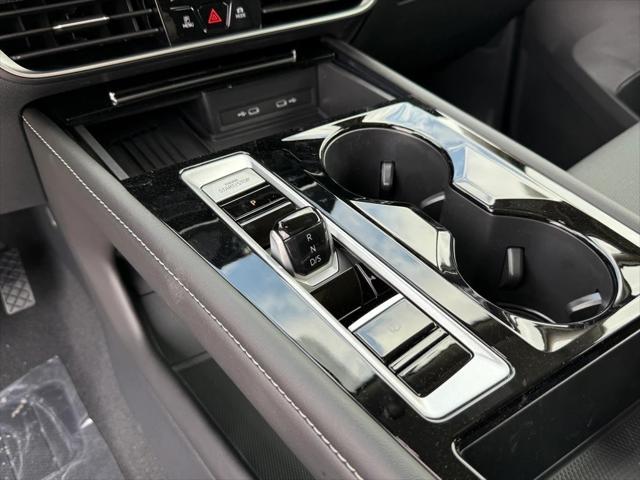 new 2025 Volkswagen Atlas car, priced at $42,551