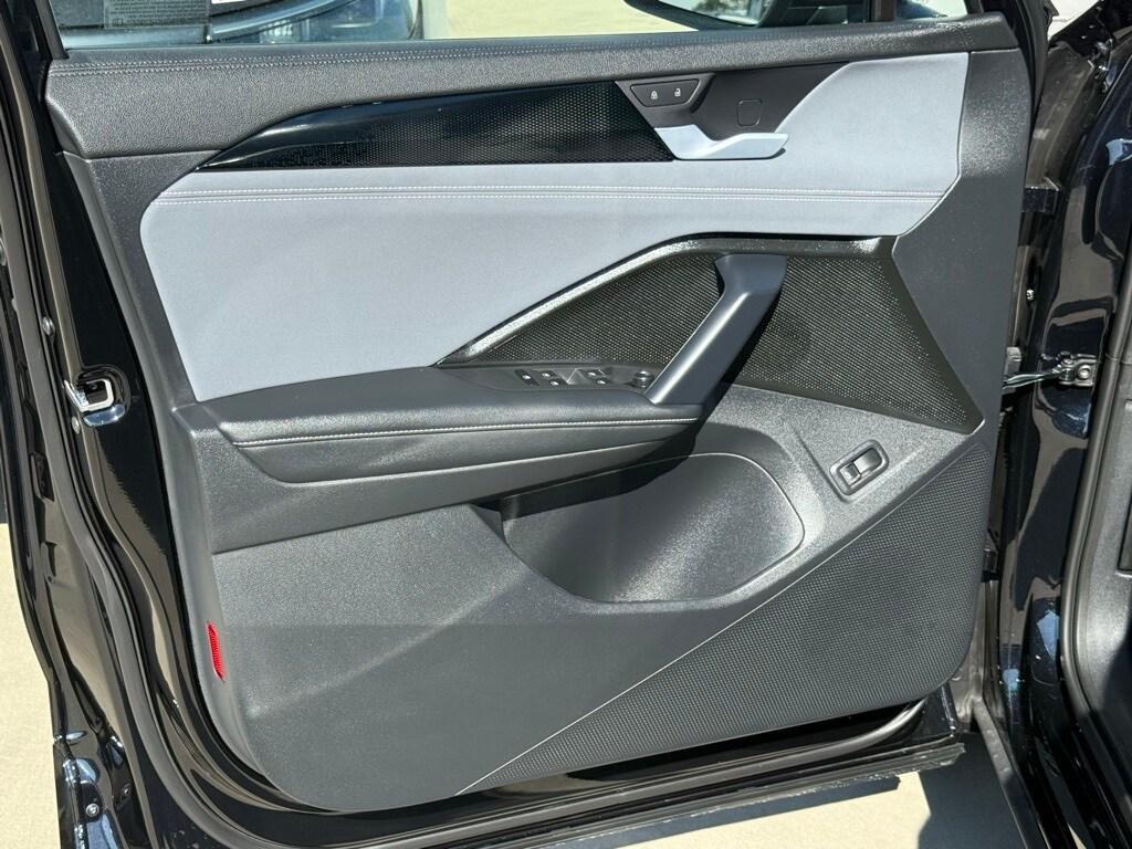 new 2026 Volkswagen Tiguan car, priced at $36,321