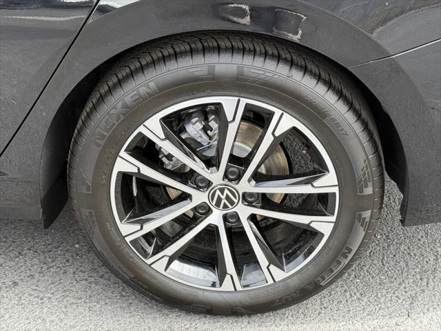 new 2025 Volkswagen Jetta car