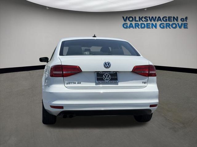 used 2015 Volkswagen Jetta car, priced at $11,556