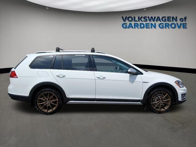 used 2017 Volkswagen Golf Alltrack car, priced at $18,598