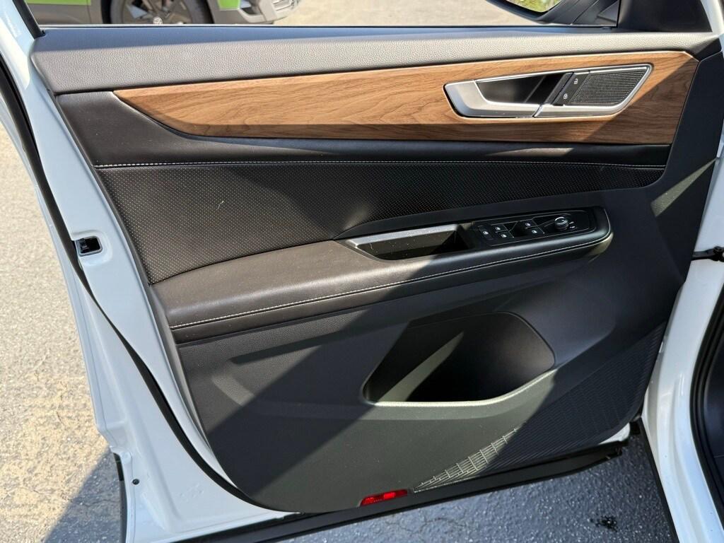 new 2026 Volkswagen Atlas car, priced at $41,459