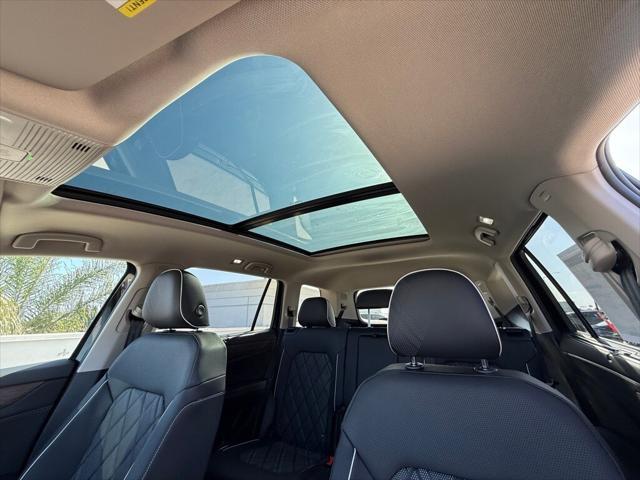 new 2025 Volkswagen Atlas car, priced at $52,655