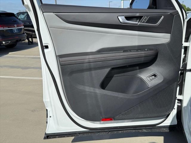 new 2025 Volkswagen Atlas car, priced at $45,823