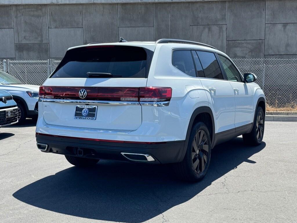 new 2025 Volkswagen Atlas car, priced at $43,528