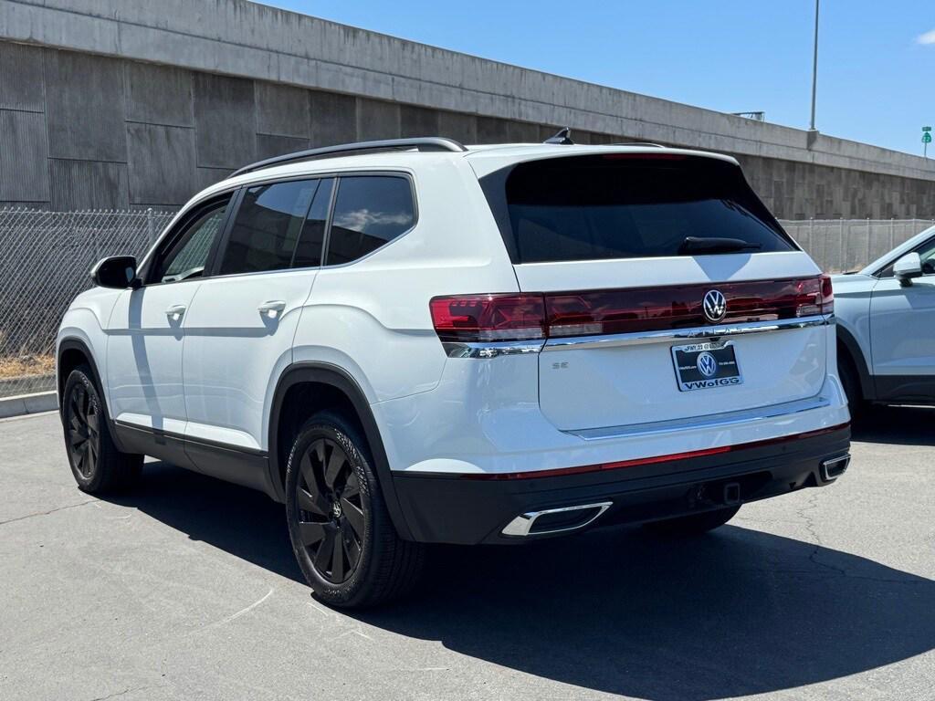 new 2025 Volkswagen Atlas car, priced at $43,528