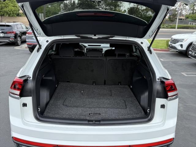 used 2021 Volkswagen Atlas Cross Sport car, priced at $20,998
