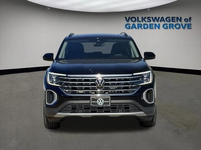 new 2025 Volkswagen Atlas car, priced at $45,566