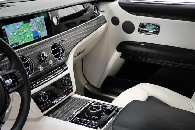 used 2022 Rolls-Royce Ghost car, priced at $268,900