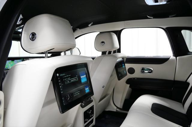 used 2022 Rolls-Royce Ghost car, priced at $268,900