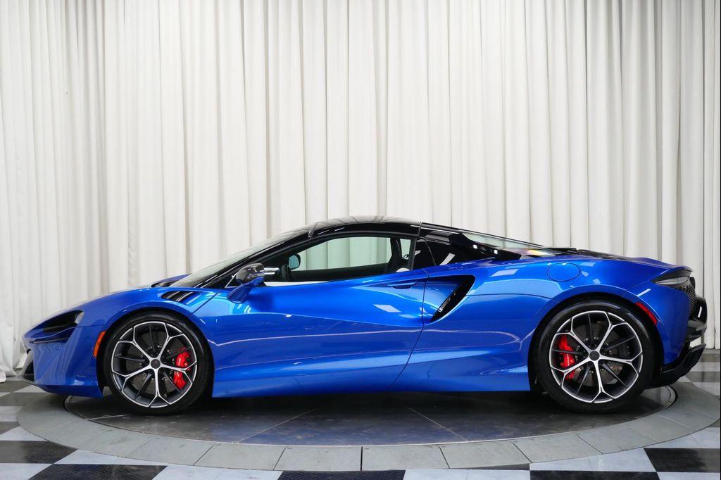 used 2025 McLaren Artura car, priced at $279,950