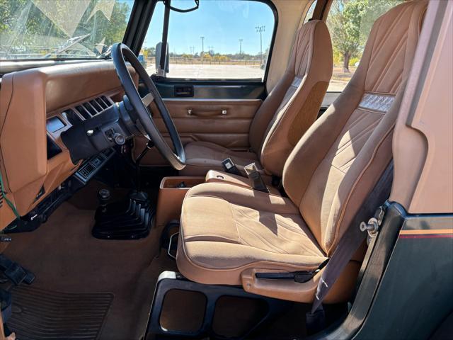 used 1994 Jeep Wrangler car, priced at $12,999