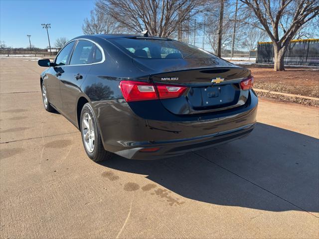 used 2018 Chevrolet Malibu car, priced at $14,999