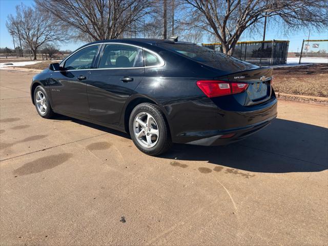 used 2018 Chevrolet Malibu car, priced at $14,999