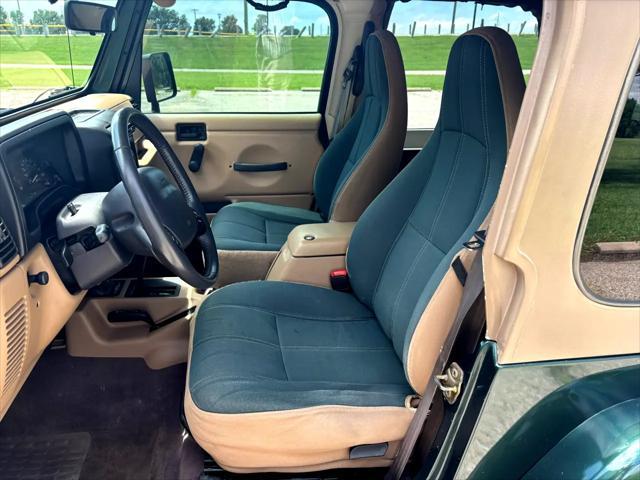 used 2000 Jeep Wrangler car, priced at $12,999