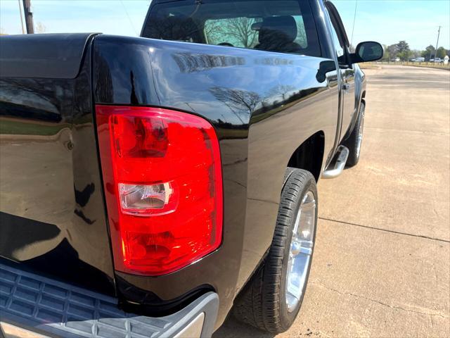 used 2009 Chevrolet Silverado 1500 car, priced at $14,999