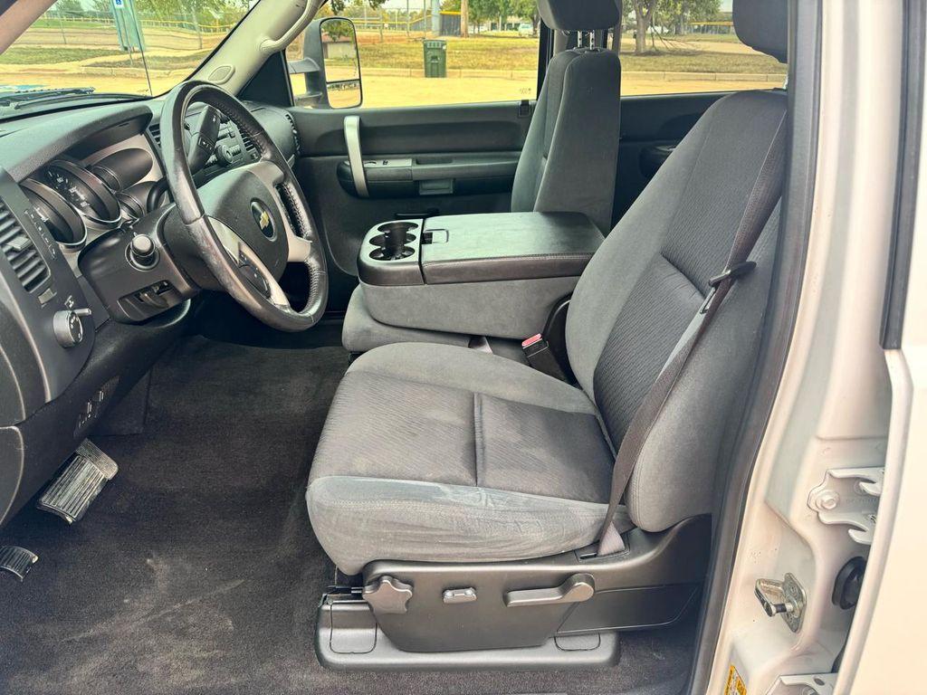 used 2009 Chevrolet Silverado 3500 car, priced at $31,999