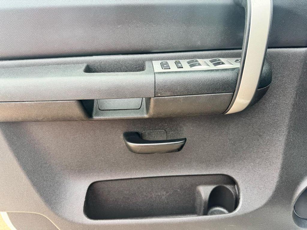 used 2009 Chevrolet Silverado 3500 car, priced at $31,999