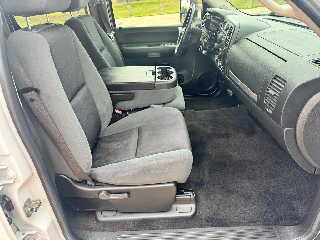 used 2009 Chevrolet Silverado 3500 car, priced at $31,999