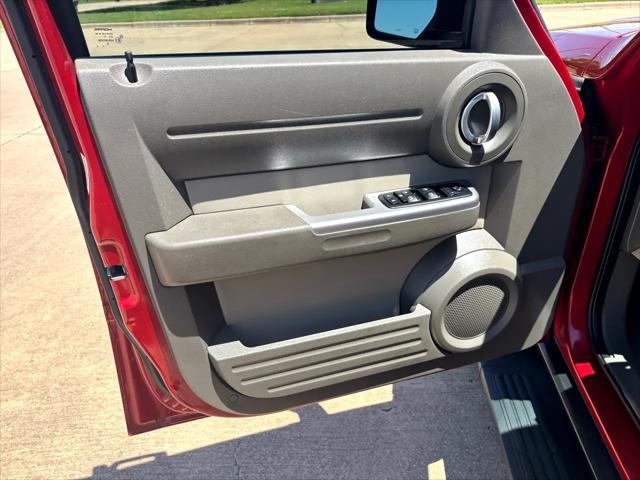 used 2007 Dodge Nitro car, priced at $8,999