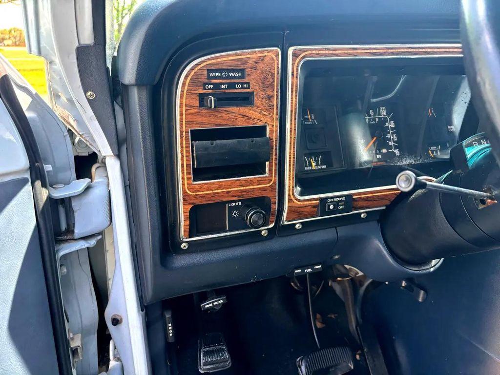 used 1991 Ford Club Wagon car, priced at $8,999