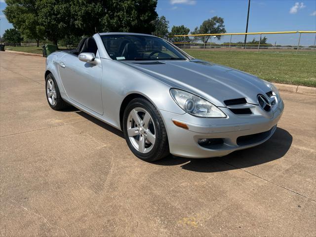 used 2007 Mercedes-Benz SLK-Class car, priced at $13,999