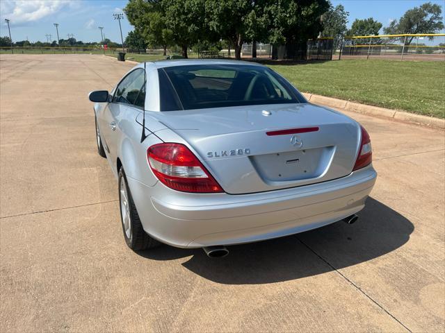 used 2007 Mercedes-Benz SLK-Class car, priced at $13,999