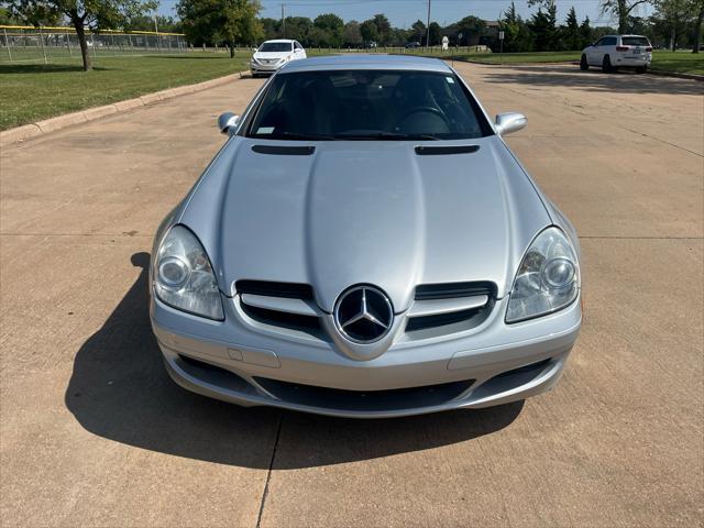 used 2007 Mercedes-Benz SLK-Class car, priced at $13,999