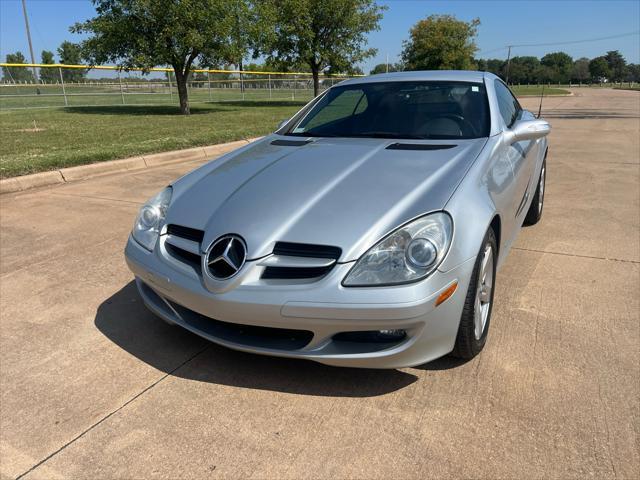 used 2007 Mercedes-Benz SLK-Class car, priced at $13,999