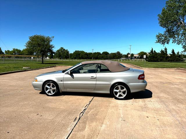 used 2004 Volvo C70 car, priced at $8,999