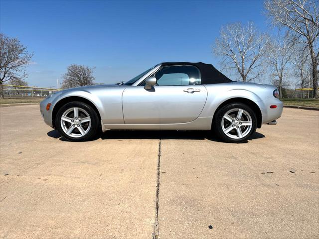 used 2007 Mazda MX-5 Miata car, priced at $10,999