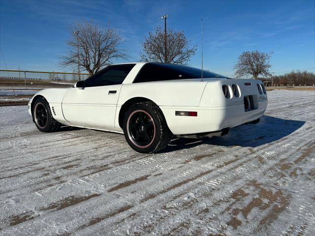 used 1995 Chevrolet Corvette car, priced at $11,999