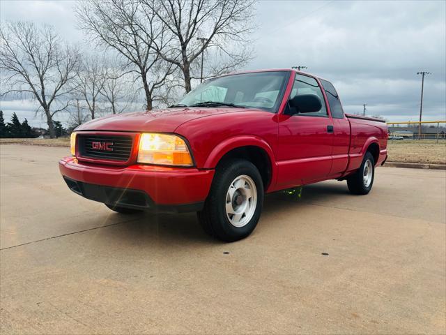 used 1998 GMC Sonoma car, priced at $12,999