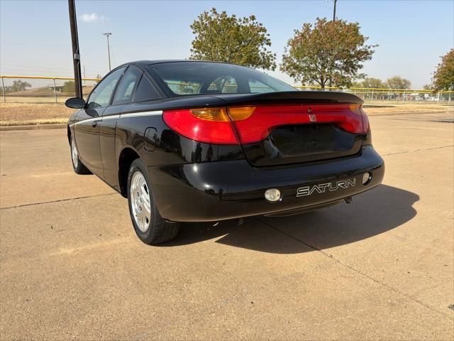 used 2001 Saturn SC car, priced at $8,999