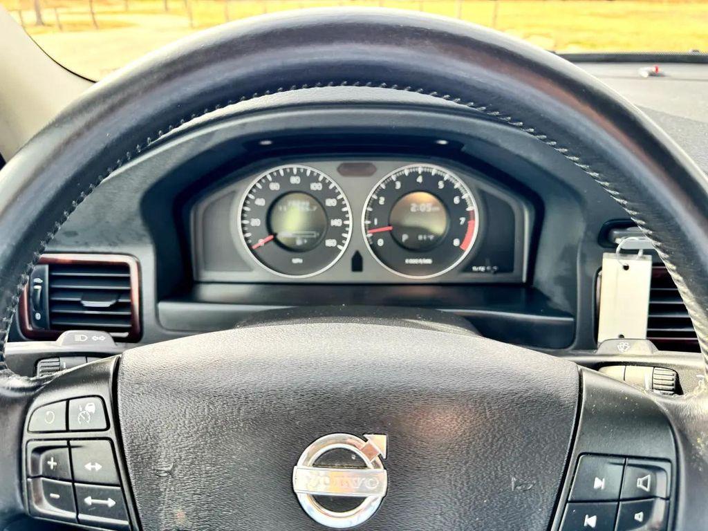 used 2007 Volvo S80 car, priced at $8,999