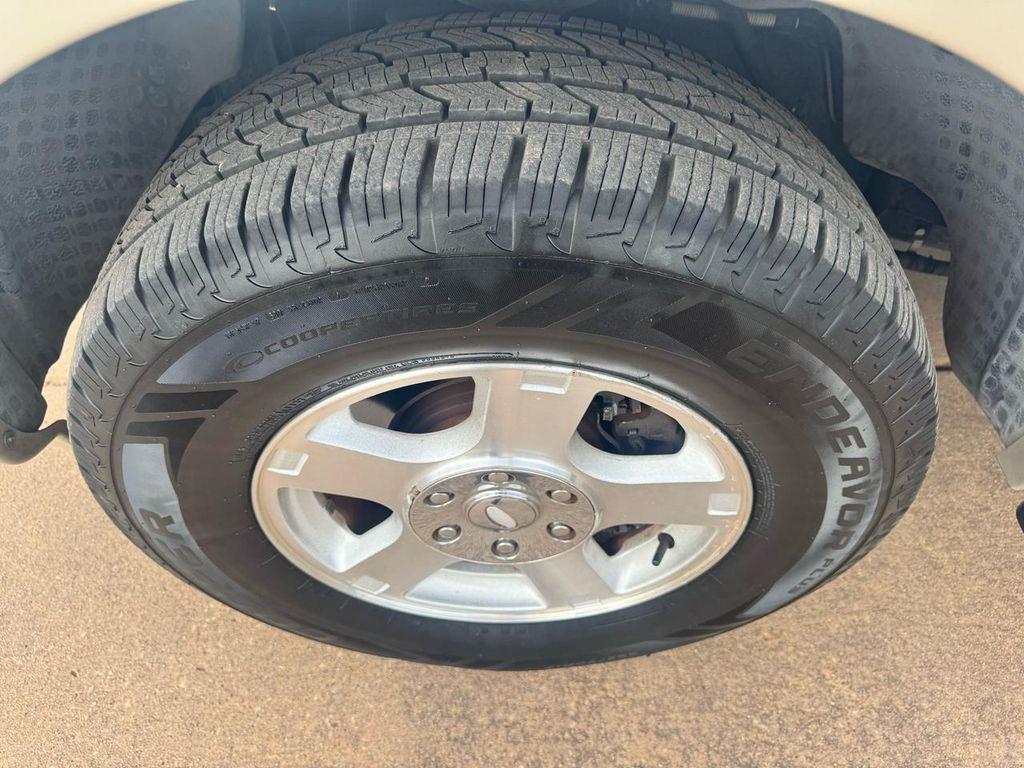 used 2007 Ford Expedition car, priced at $11,999