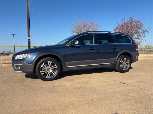 used 2015 Volvo XC70 car, priced at $19,999