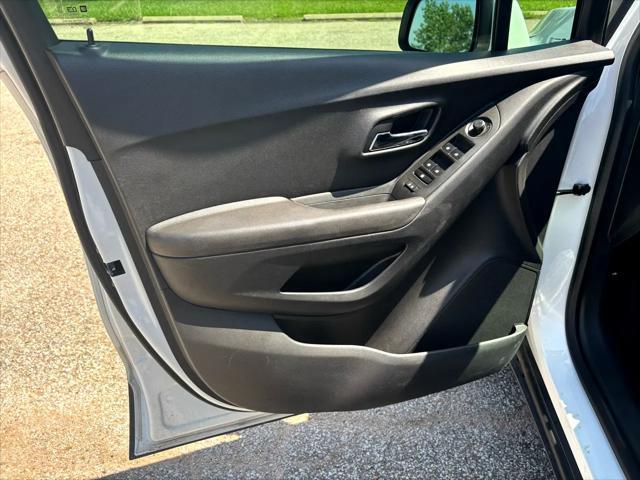 used 2016 Chevrolet Trax car, priced at $9,999