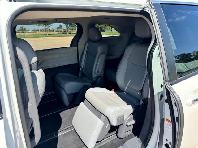 used 2021 Toyota Sienna car, priced at $39,999
