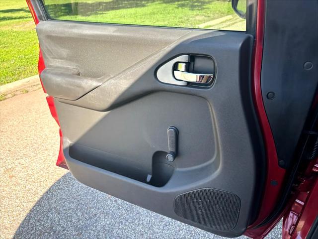 used 2006 Nissan Frontier car, priced at $9,999