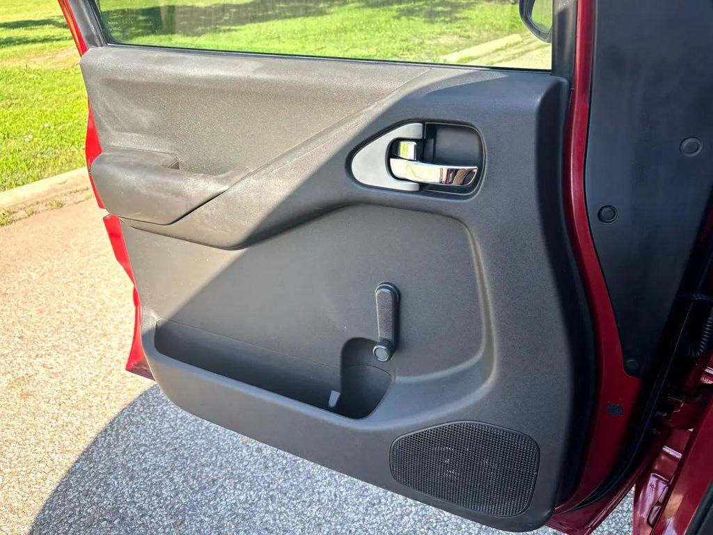 used 2006 Nissan Frontier car, priced at $10,999